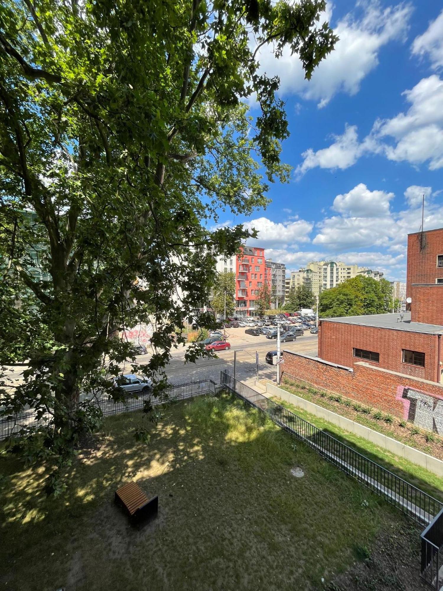 Komfort Z Balkonem W Centrum Wroclaw Bagian luar foto